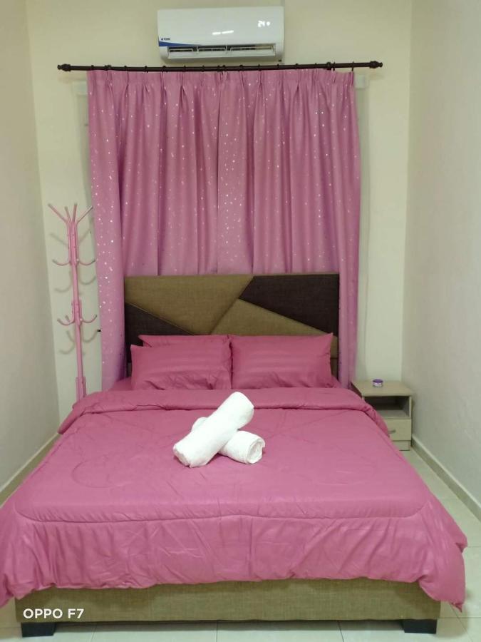 Melissa Homestay Merlimau Exterior foto